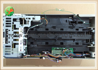 自動支払機の日立カスタマイズされた部品は自動支払機の現金カセット 2845V を機械で造ります